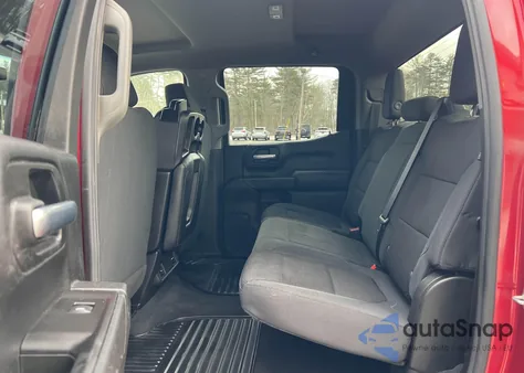 2021 Chevrolet Silverado 1500 4Wd Short Bed Custom Trail Boss z USA, uszkodzony, nr VIN 1GCPYCEF5MZ146532